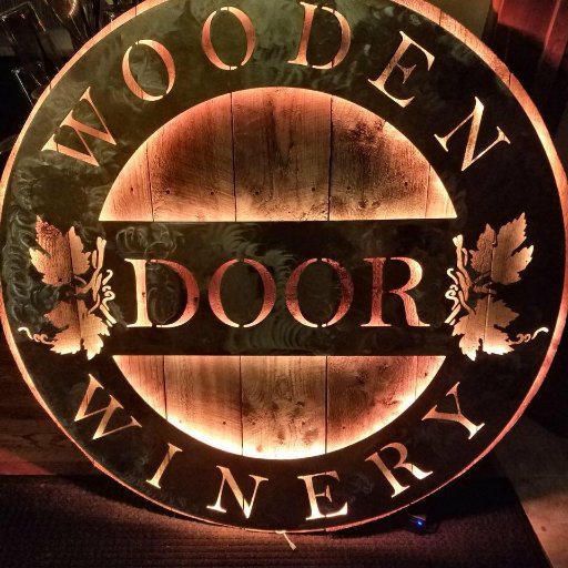 Wooden Door brings its patrons an ever changing range of hand-crafted wines. With more than 30 styles of wine, there’s something for everyone!