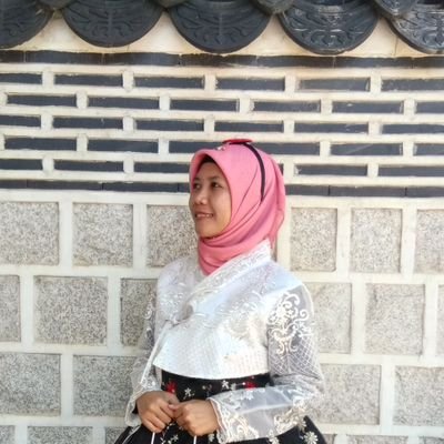 232811_129394's profile picture. INFJ-T