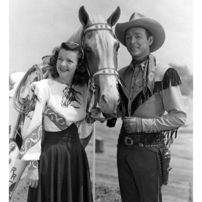 Woman2Woman7's profile picture. love: Groucho, Tintin, I Go Pogo; laughter. H✨O✨P✨E    for our America.                 #VOTEBLUE for sanity’s sake                            💙🇺🇸💙