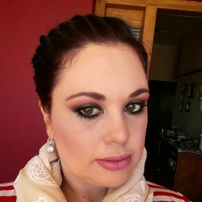 beetle_daisy's profile picture. Im a mommy, a wife, a Skincare Therapist, MUA, gymaholic, health fanatic, animal lover, depression and anxiety warrior and a CHILD OF JESUS CHRIST.