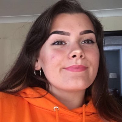 lorenx__'s profile picture. Issa scam