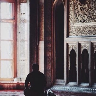اللهم إني نويت هذا الحساب صدقة جارية لي ولعائلتي، اللهم تقبله واجعله لنا شفيعاً يوم لقياك يارب العالمين 💗.