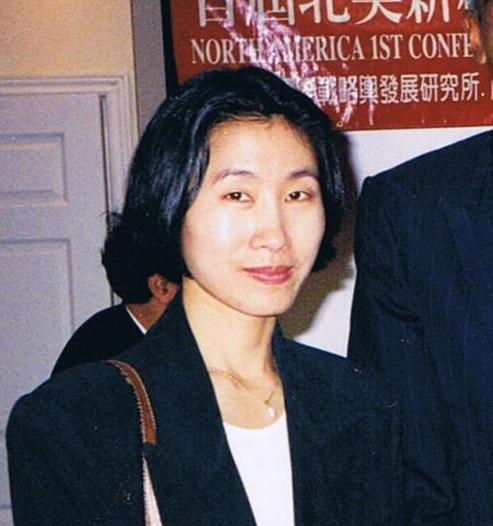 JacquelineWu1's profile picture. Increase the ROI of global & cross-cultural ventures