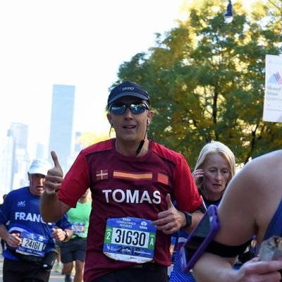 tofdez's profile picture. Vasco de nacimiento y zamorano de adopción.
Economista y papá en mi tiempo de ocio.
Aprendiz de runner