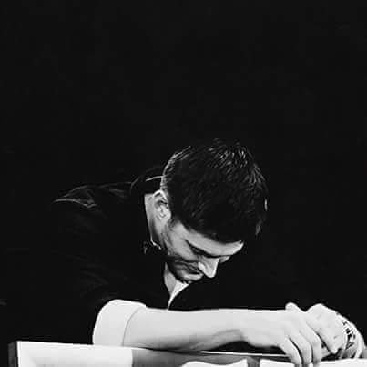 1ekIAmCiIAos4FU's profile picture. 