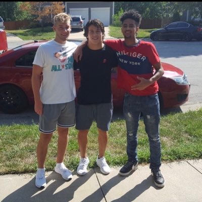 Garrett_Rein's profile picture. amateur investor💰   avid reader📖  sports fanatic🏈