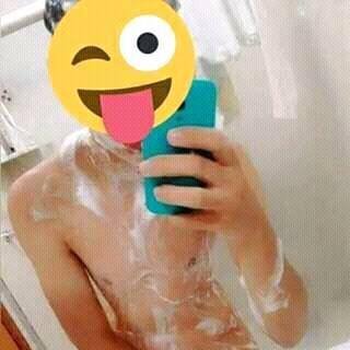 nabil06022048's profile picture. 