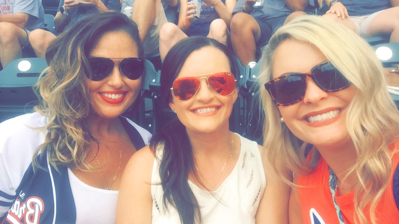 ayer_crystal's profile picture. ✌️