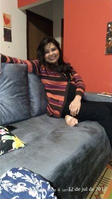 NeideMoises's profile picture. Ela não é diferente, é que ela não é deste mundo. Um dia ela será recompensada pela espera. Ela é estrovertida e impaciente. Parece brava, mas não é não.É Feliz