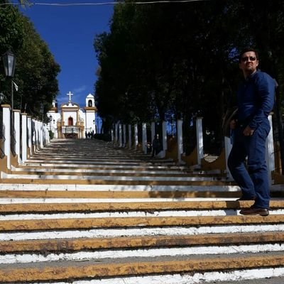 Ing. mecatronico y fanatico de los deportes especialmente el futbol, fan del Real Madrid
