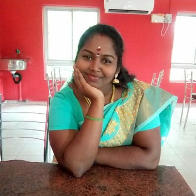 தகவல் தொழில் நுட்ப பிரிவு  மகளிர் மாவட்ட செயலாளர் (கடலூர் மேற்கு) AMMK