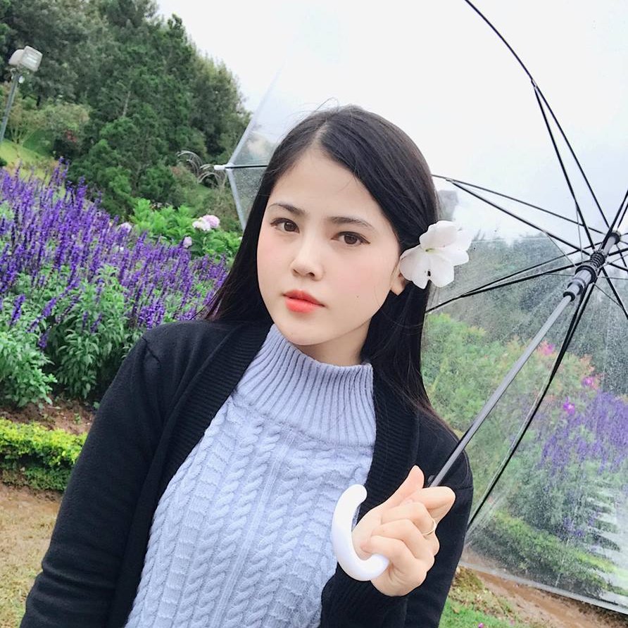 LinhSexy's profile picture. Like sexy, f***