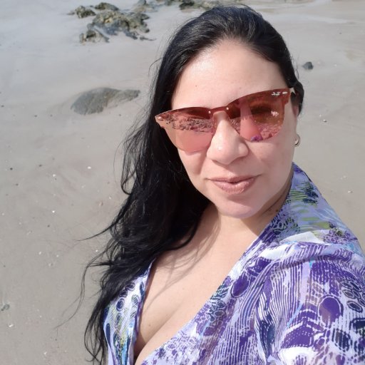 SamantaGomes76's profile picture. 