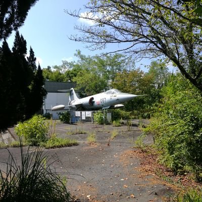 中堅内科医(呼吸器指導医etc)です。大学を休職して娘の子育てしています。鉄道(ナロー)、車(マツダ)など乗り物が好き。国民をいじめる自公政権が嫌いです。