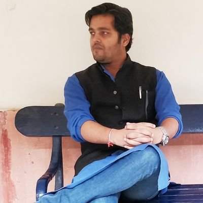 AbhinavSingh_'s profile picture. Media Professional | Poet | #ChaiKaNasheri