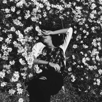 A walking contradiction😐
Spilling emotions through tweets😟
What I tweet might not be of sense to you,sometimes it's of no sense to me either😋
SC: alkaholic13