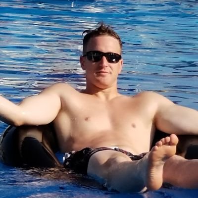 ThomasTroyer's profile picture. Living life one day at a time.