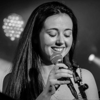 Performer & Music Workshop Facilitator. Member of @thedeepblue_, @theapexsingers & @mscbigband