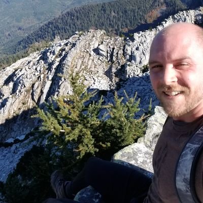 kingdaddypig's profile picture. weight lifting, hiking, dadlyfe, nutrition