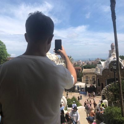 DarraMcc's profile picture. London living, Irish, Liverpool fan