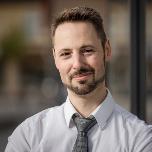 RdeCleur's profile picture. PRler aus Leidenschaft. Kommunikation ohne Ziel ist nur Gelaber. Spielbegeistert und auch sonst vielfältig interessiert. Das hier mein privater Account.