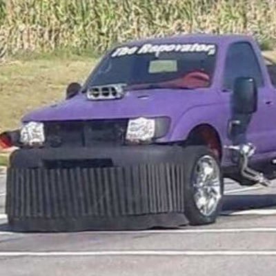 Than0sCar's profile picture. yes I know I’m a dead meme.