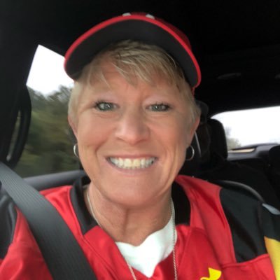 LauraDeSue's profile picture. 