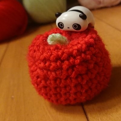 編み物が大好きなあみりんごです🍎
かぎ針、棒針共にちまちまやります。
編み物の話ができれば嬉しいです(*´ー`*)
日常のことも呟きます。編み物/お菓子作り/すみっコぐらし/モルカー