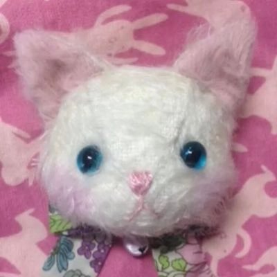 テディベア作家 子供の頃に遊んだおもちゃ…大人になってもベアとこれからの思い出を一緒に作っていけたら…いつも一緒にいたくなる小さなベアを♪幸せカゴの中にいっぱいにしたいなぁ〜♪ストーンアドバイザー✨フォロー歓迎18.10.20〜 https://t.co/P1NksvLlxr