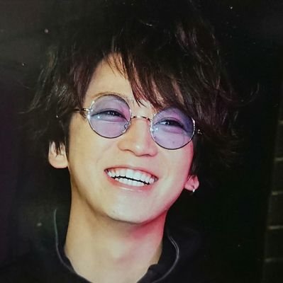 亀梨和也がソロとして芸能活動をしてくれることを待っています。願っています。無言フォローお許しください。