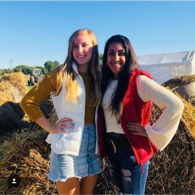 MahekA20's profile picture. 