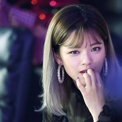 KFS_D1108's profile picture. 96년생 ㅣ 여덕 ㅣ 유정연 ㅣ정연 덕분에 항상 행복해