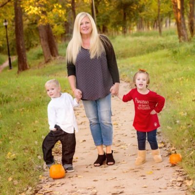 mimi_shari's profile picture. Saved♥️ Mom❣️MiMi❣️Dog Lover🐶 Conservative❣️Chasing Jesus...✝️ Only a relationship with Jesus Christ can fill the void and lead to pure Joy and Hope!!🙌🏻