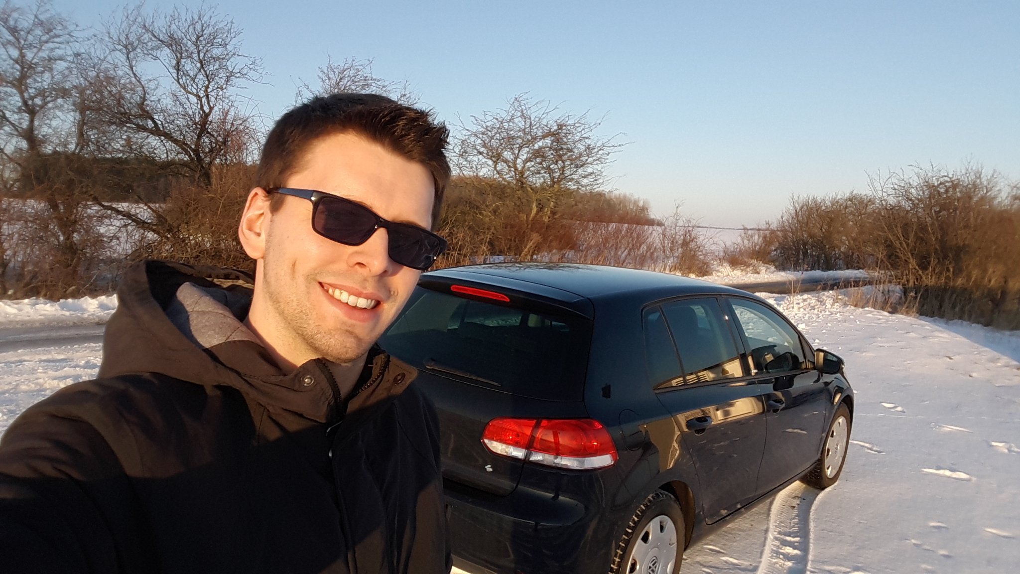 allesnulln's profile picture. 