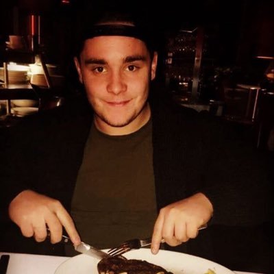 DerekToulouse's profile picture. Tooomassss tttaaatttaarrrr