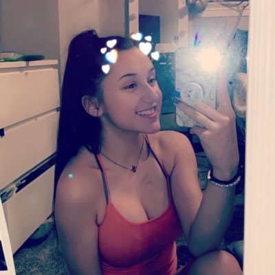 natie35320161's profile picture. 17 😻 Graduated 🤙🏼 Marshall 💙