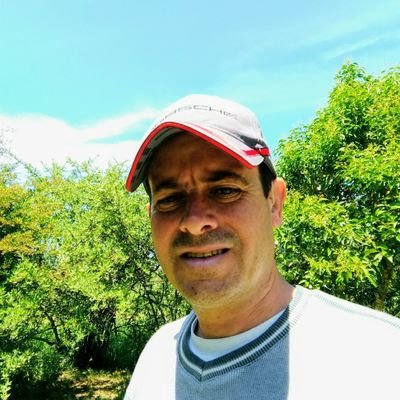 Soy ateo . Fanático de #Porsche911 (no experto) ,el deportivo por excelencia.Djokovic en tenis el 1. Genesis , bateria .Por sobre todo respeto.