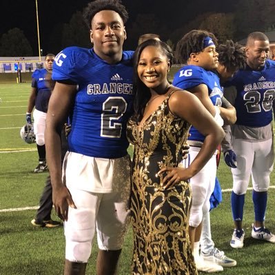 Mother of Mars hill university Linebacker Dexter Fitzpatrick 🦁and FVSU 3rd baseman Destiny Fitzpatrick