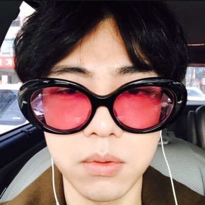 홍시영 얼굴 닮은 초콜릿 먹고싶다 \디엠 보내줘요 오류 났어요