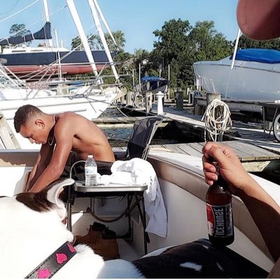 PickettSatchel's profile picture. 1-800-WAS-HATN