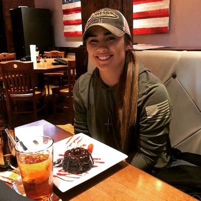 Bri_Stephenss's profile picture. 