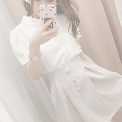 *JK2のみうです☺️*志望校に受かる!*フォロバ99%*勉強はあまり得意ではないので、困ったら聞かせてください!⍤⃝♡🎶*英語は得意じゃないけどすき。