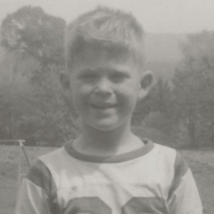 tklund's profile picture. Good neighbor.