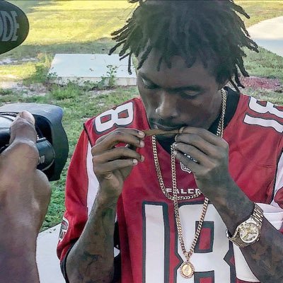 Booking:lilspade617@gmail.com Facebook:Yung Spade Instagram:_lilspade