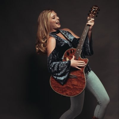 MLHousemusic's profile picture. Instagram: @MirandaHouseMusic