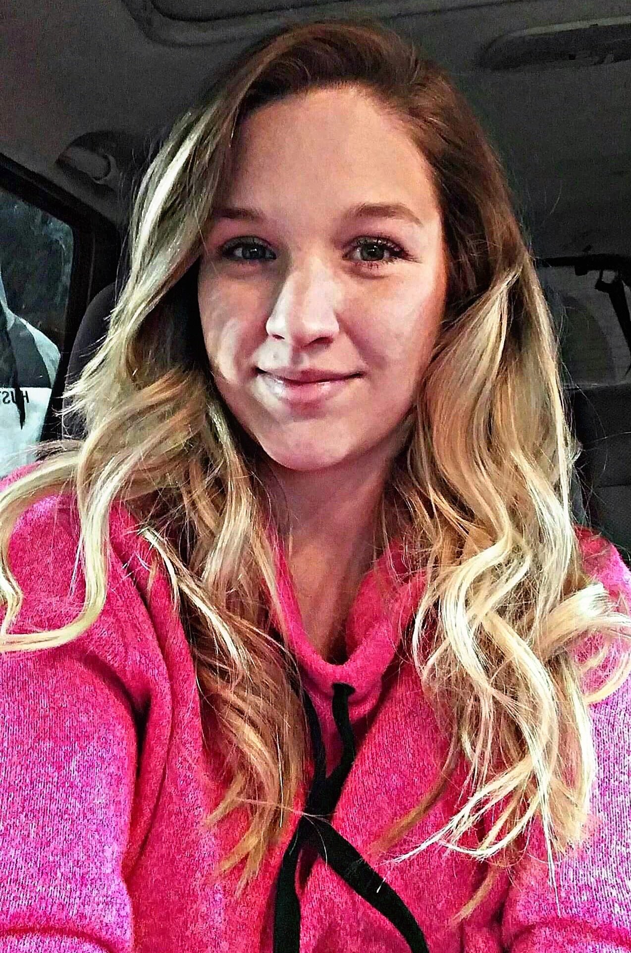 Ashley Alexander (AshleyA00989455) Twitter