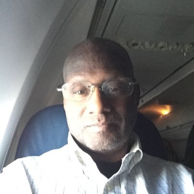 Life & Career Coach, Soul Explorer, Tea Lover, Ubuntu believer, Clubhouse Fan, Veg foodie and Anal Cancer thriver! Food, H2O & Healthcare are a human right!