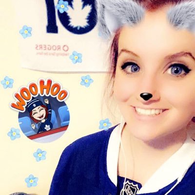Hockey makes me happy.  And crazy. British gal who fell in love with the leafs 🇬🇧🍁🐲🏒Mostly NHL and Elite league blaze/steelers trash. main @laura_lou_97