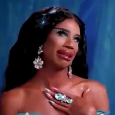 suckandswallow4's profile picture. i’m a ho and that’s all there is. Oh and also follow my insta: shaquiinta