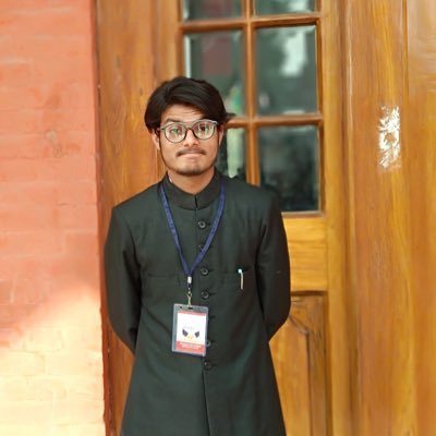 arshil_ahmad's profile picture. Mechanical Engineer #AMU#ALIG.❤️Dance#introvert